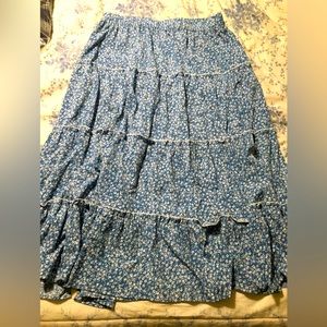 3XL peasant broomstick skirt blue with white flowers tiered